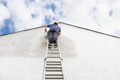Peinture extérieure à Saint-Priest-la-Feuille — façades et ravalement